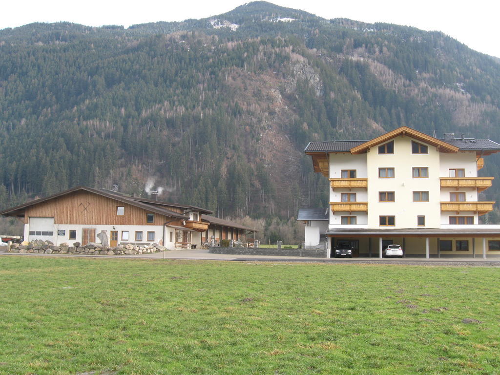 Ferienhaus Spieljochblick Apartment Uderns Exterior photo